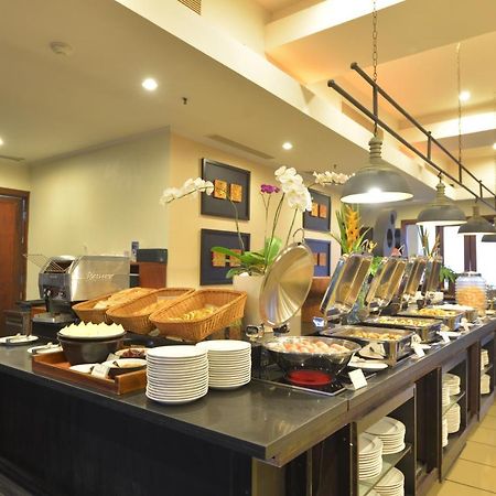 New Kuta Hotel Uluwatu Esterno foto