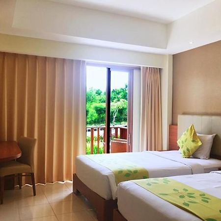 New Kuta Hotel Uluwatu Esterno foto