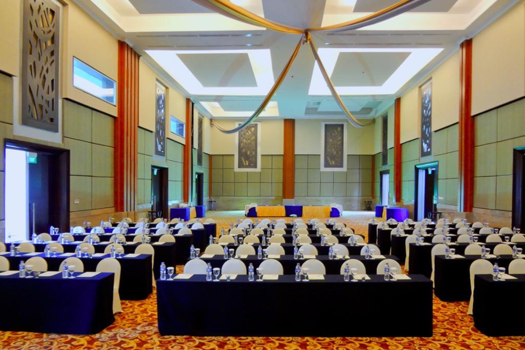 New Kuta Hotel Uluwatu Esterno foto