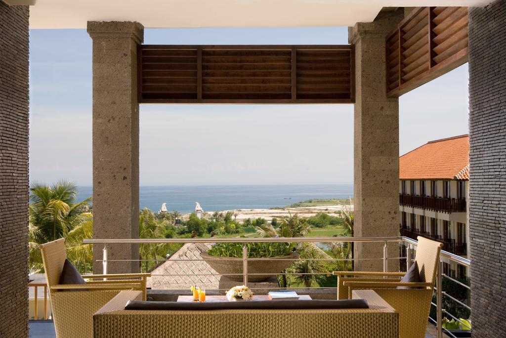 New Kuta Hotel Uluwatu Esterno foto