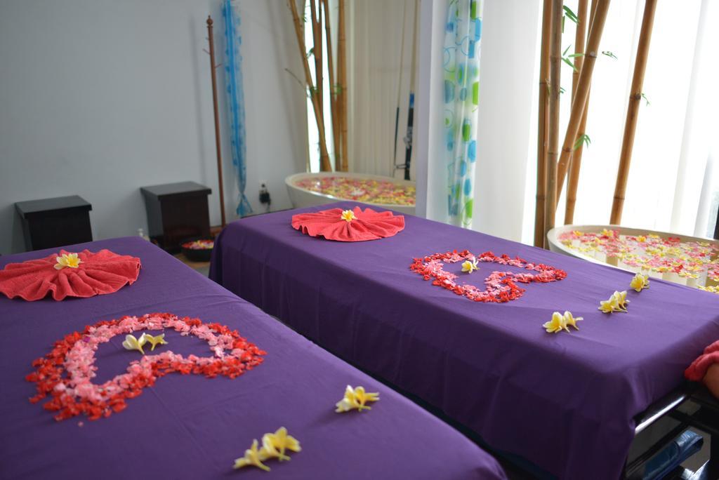 New Kuta Hotel Uluwatu Esterno foto