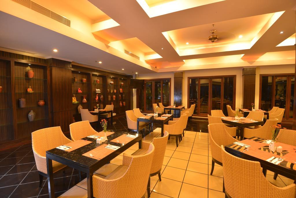 New Kuta Hotel Uluwatu Esterno foto