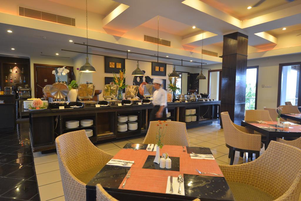 New Kuta Hotel Uluwatu Esterno foto