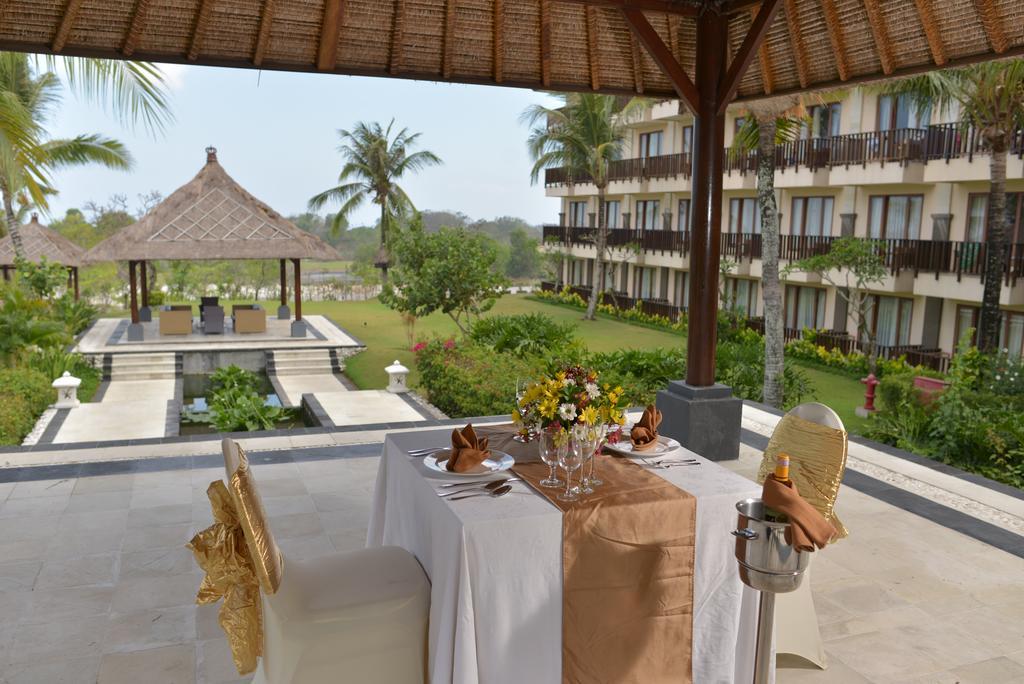 New Kuta Hotel Uluwatu Esterno foto