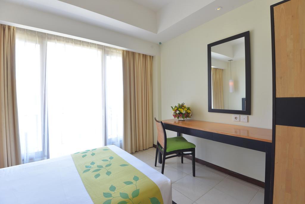 New Kuta Hotel Uluwatu Esterno foto