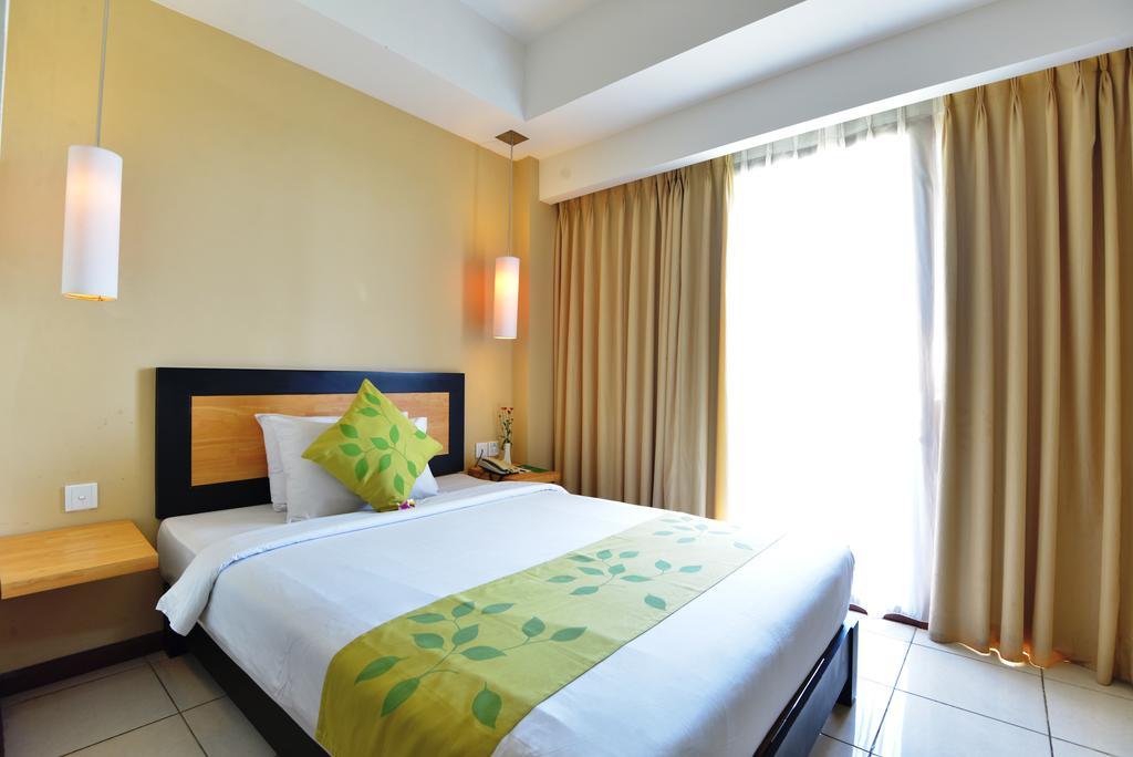 New Kuta Hotel Uluwatu Esterno foto