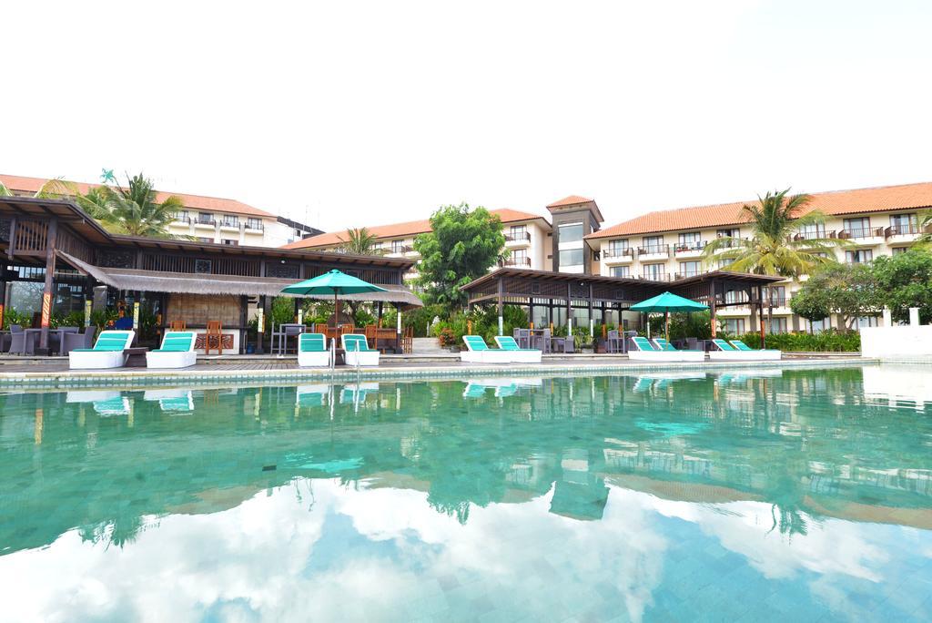 New Kuta Hotel Uluwatu Esterno foto